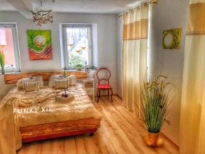 Wohnung 8, Burghaslach